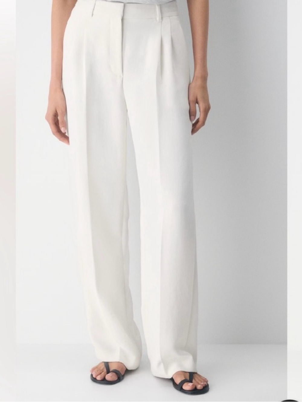 Aritzia effortless pant, Wilfred, Wide-Leg Cream Trousers sz 10